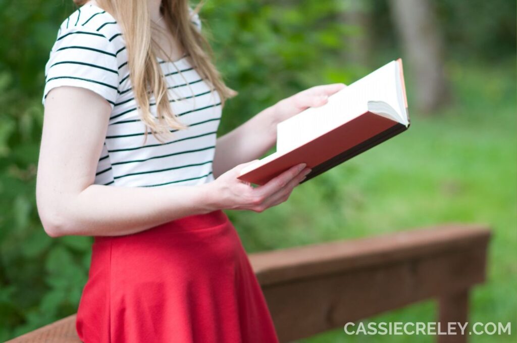 50 Things About Me As A Reader-- A fun list idea about books and reading. I hope this inspires you to do some bookish journaling! | cassiecreley.com